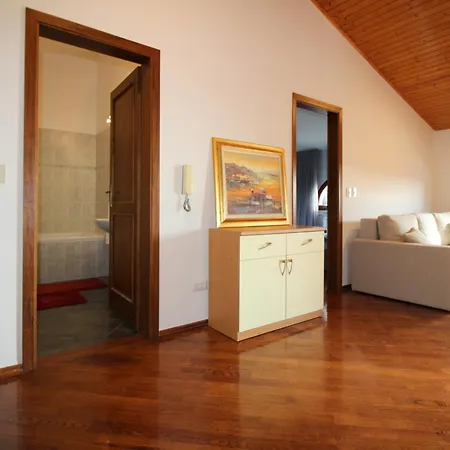 Major With Sea View *